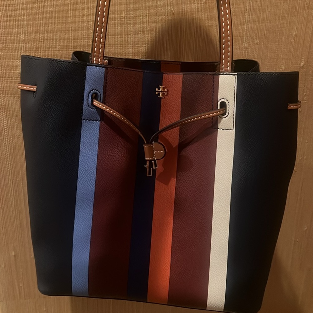 TORY BURCH 
Blue , multicolor stripe leather Kerrington bucket bag /gold-tone - Picture 15 of 17